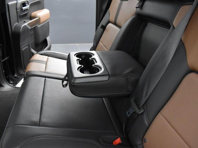 Photo of 2021 Black Chevrolet Silverado 1500