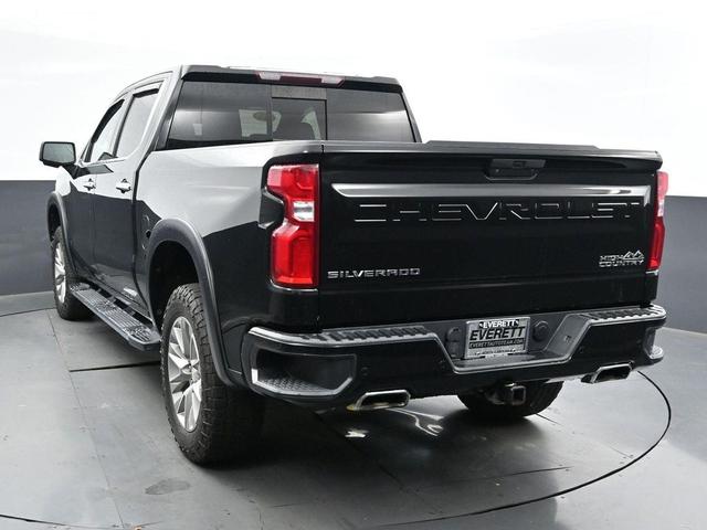 Photo of 2021 Black Chevrolet Silverado 1500