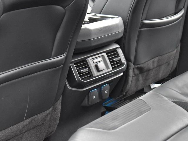 Photo of 2023 Iconic Silver Metallic Ford F-150