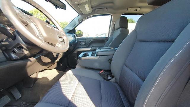 Photo of 2018 Black Chevrolet Silverado 1500