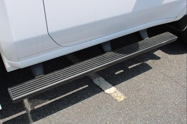 Photo of 2025 Summit White Chevrolet Silverado 3500