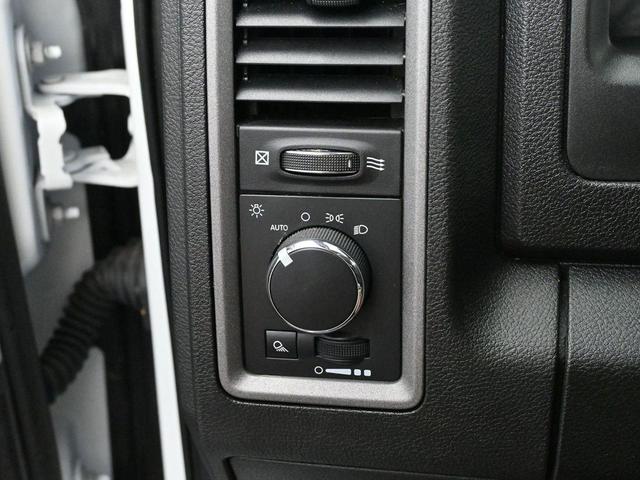 Photo of 2023 Bright White Clearcoat RAM 1500