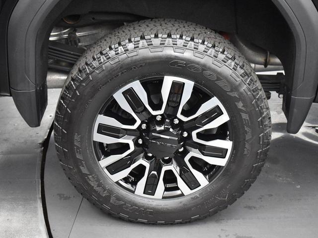 Photo of 2025 Onyx Black GMC Sierra 2500