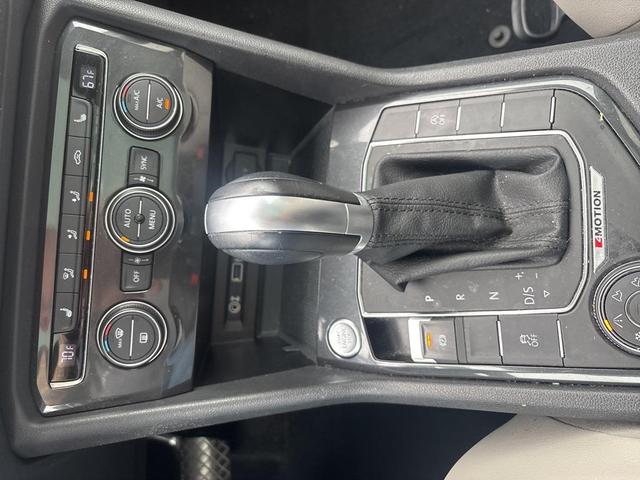 Photo of 2018 White Volkswagen Tiguan