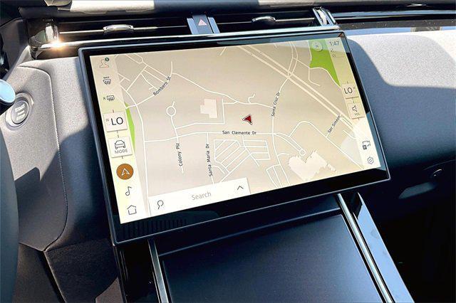 Photo of 2026 Fuji Land Rover Range Rover Velar