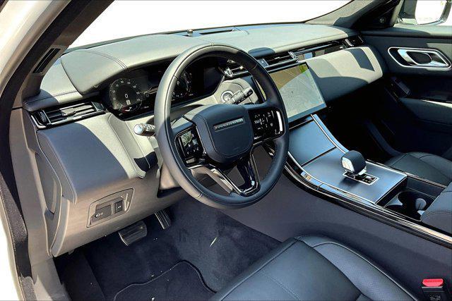 Photo of 2026 Fuji Land Rover Range Rover Velar