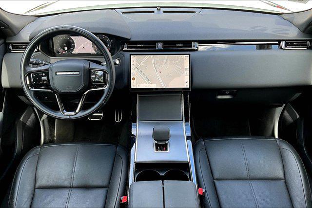 Photo of 2025 White Land Rover Range Rover Velar
