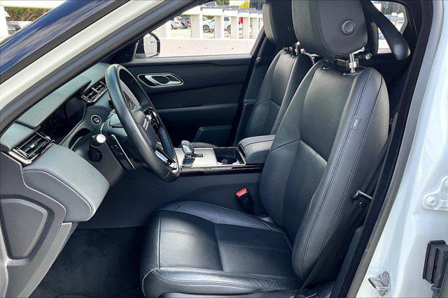 Photo of 2025 White Land Rover Range Rover Velar