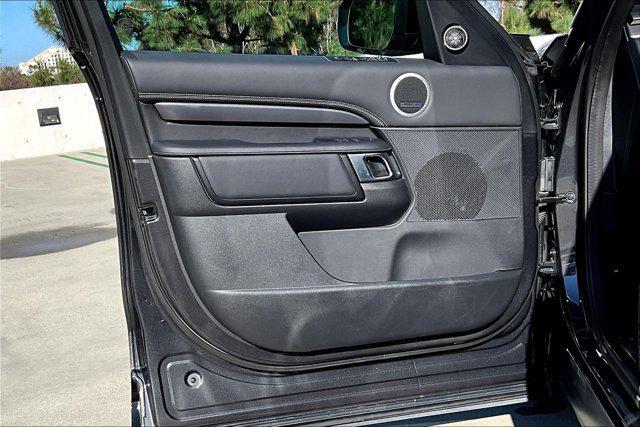Photo of 2024 Carpathian Grey Premium Metallic Land Rover Discovery