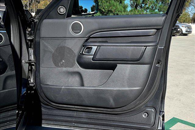 Photo of 2024 Carpathian Grey Premium Metallic Land Rover Discovery