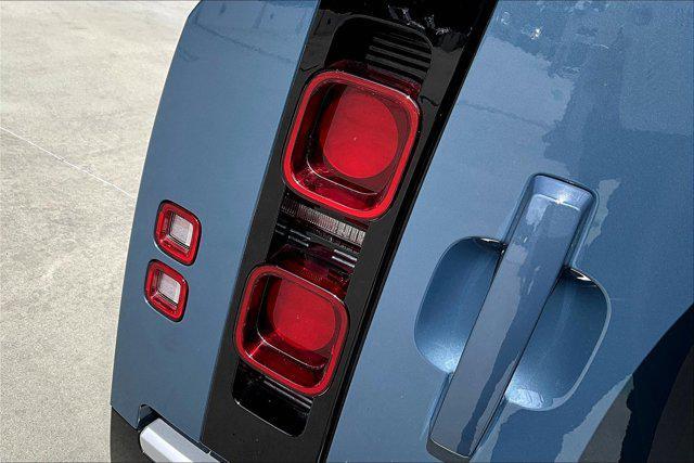 Photo of 2025 Tasman Blue Metallic Land Rover Defender