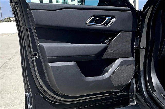 Photo of 2025 Carpathian Grey Premium Metallic Land Rover Range Rover Velar