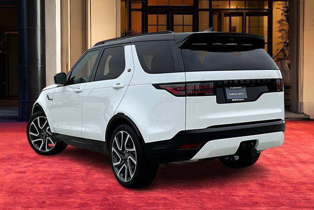 Photo of 2025 Fuji White Land Rover Discovery