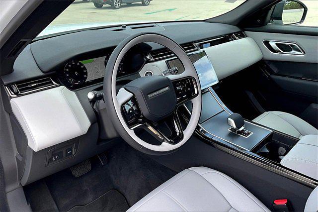Photo of 2026 Fuji White Land Rover Range Rover Velar