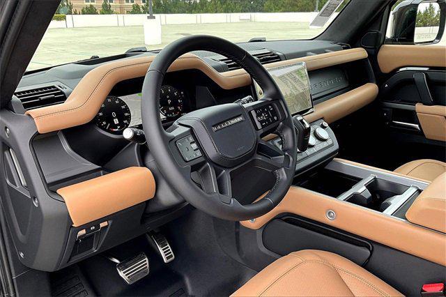 Photo of 2025 Santorini Land Rover Defender