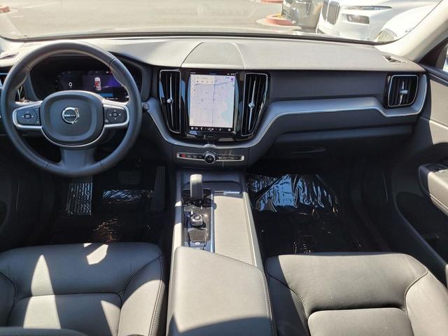 Photo of 2025 Denim Blue Metallic Volvo XC60
