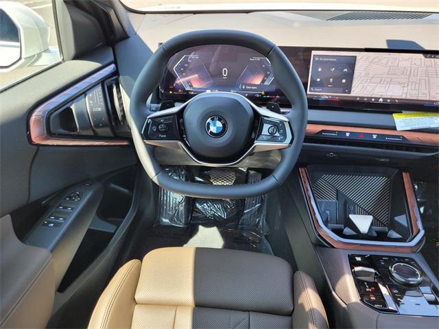 Photo of 2025 Mineral White Metallic BMW X3