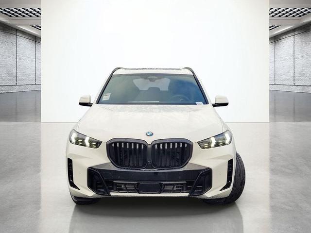 Photo of 2026 Alpine White BMW X5