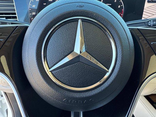 Photo of 2024 MANUFAKTUR Diamond White Metallic Mercedes-Benz GLE 350