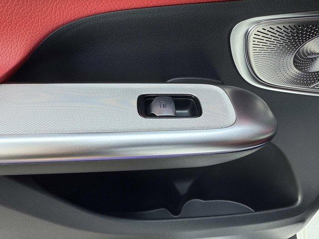 Photo of 2026 Polar White Mercedes-Benz GLC 300