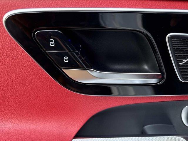 Photo of 2026 Polar White Mercedes-Benz GLC 300