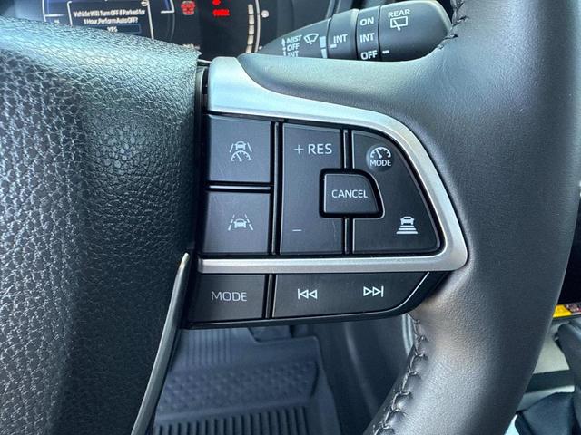 Photo of 2024 Blue Toyota Grand Highlander Hybrid