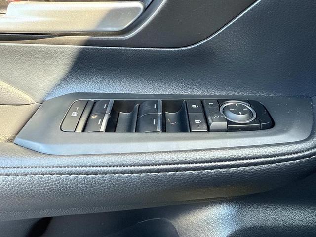 Photo of 2024 Blue Toyota Grand Highlander Hybrid