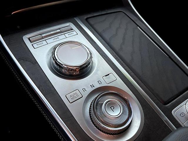 Photo of 2024 Silver Genesis GV80