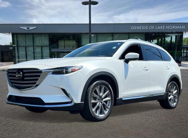 Photo of 2022 Snowflake White Pearl Mazda CX-9