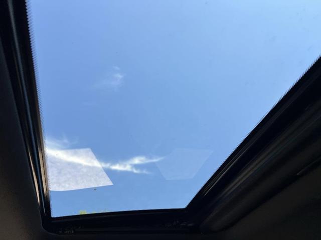 Photo of 2022 Snowflake White Pearl Mazda CX-9