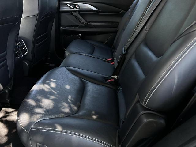 Photo of 2022 Snowflake White Pearl Mazda CX-9