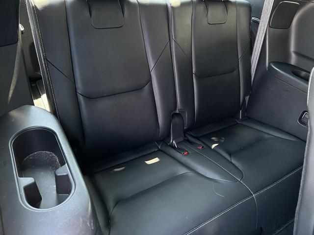 Photo of 2022 Snowflake White Pearl Mazda CX-9