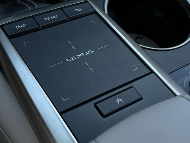 Photo of 2020 Silver Lexus RX 350