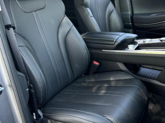 Photo of 2024 Silver Genesis GV80