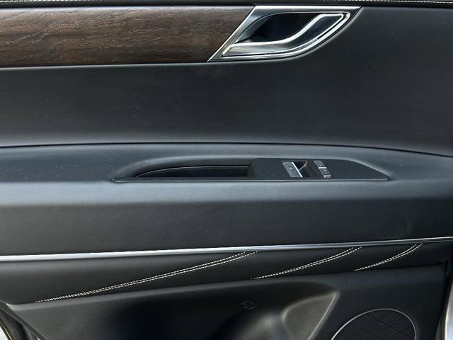 Photo of 2024 Silver Genesis GV80