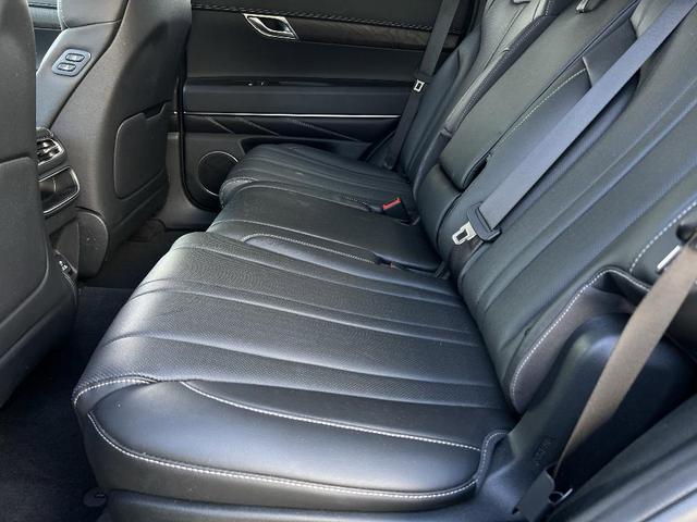 Photo of 2024 Silver Genesis GV80