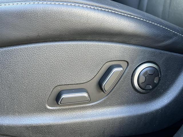 Photo of 2024 Silver Genesis GV80