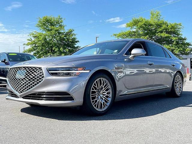 2021 Genesis G90
