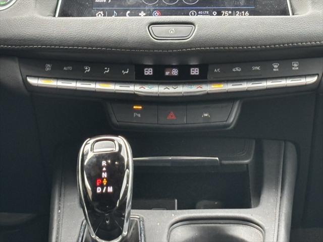 Photo of 2023 Argent Silver Metallic Cadillac XT4