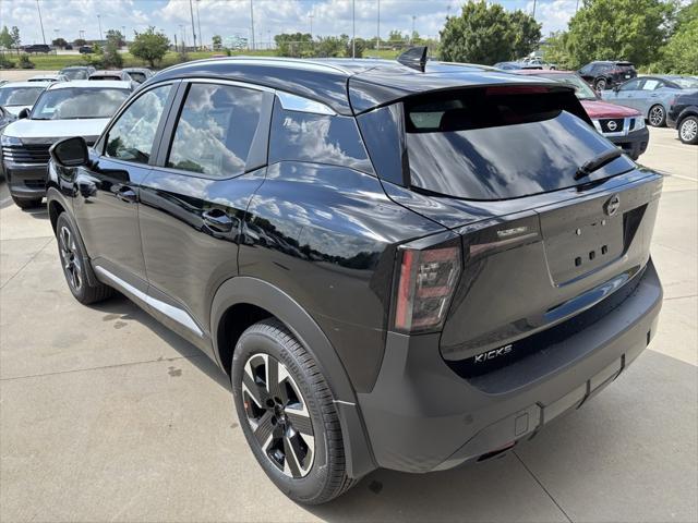 Photo of 2025 Super Black Nissan Kicks