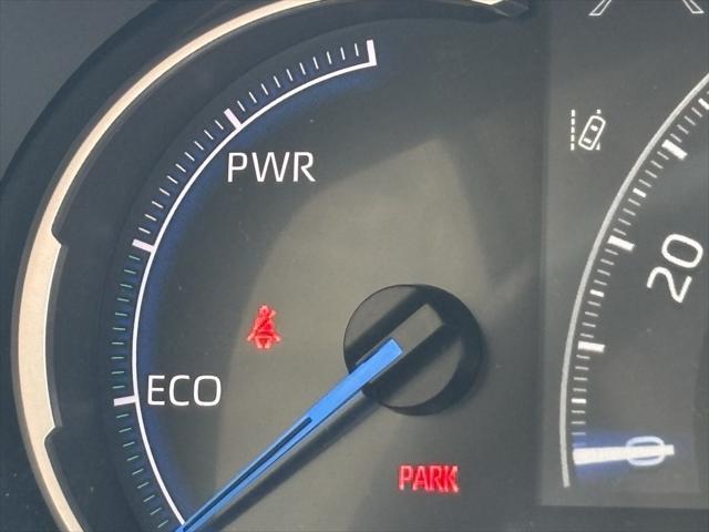 Photo of 2025 Ice Cap Toyota RAV4 Hybrid
