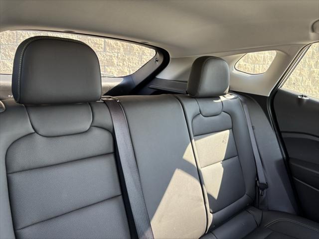 Photo of 2025 Summit White Chevrolet Trax