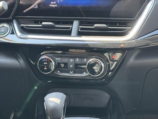 Photo of 2025 Summit White Chevrolet Trax