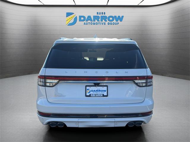 Photo of 2023 Pristine White Metallic Tri-Coat Lincoln Aviator