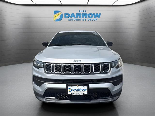 Photo of 2025 Silver Zynith Metallic Clearcoat Jeep Compass