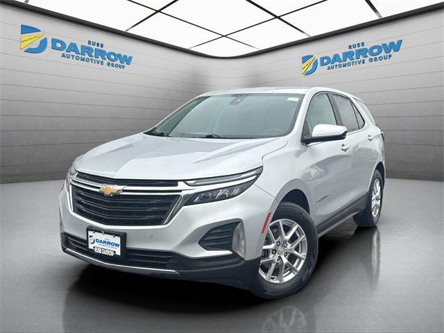 Photo of 2022 Silver Ice Metallic Chevrolet Equinox