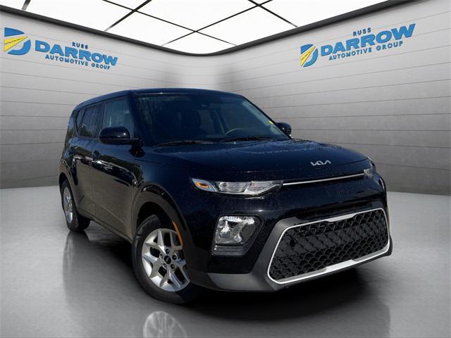 Photo of 2022 Cherry Black Kia Soul