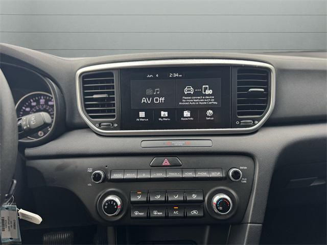 Photo of 2021 Snow White Pearl Kia Sportage
