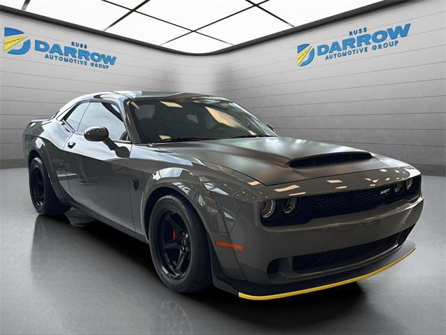 Photo of 2018 Destroyer Gray Clearcoat Dodge Challenger