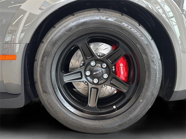 Photo of 2018 Destroyer Gray Clearcoat Dodge Challenger